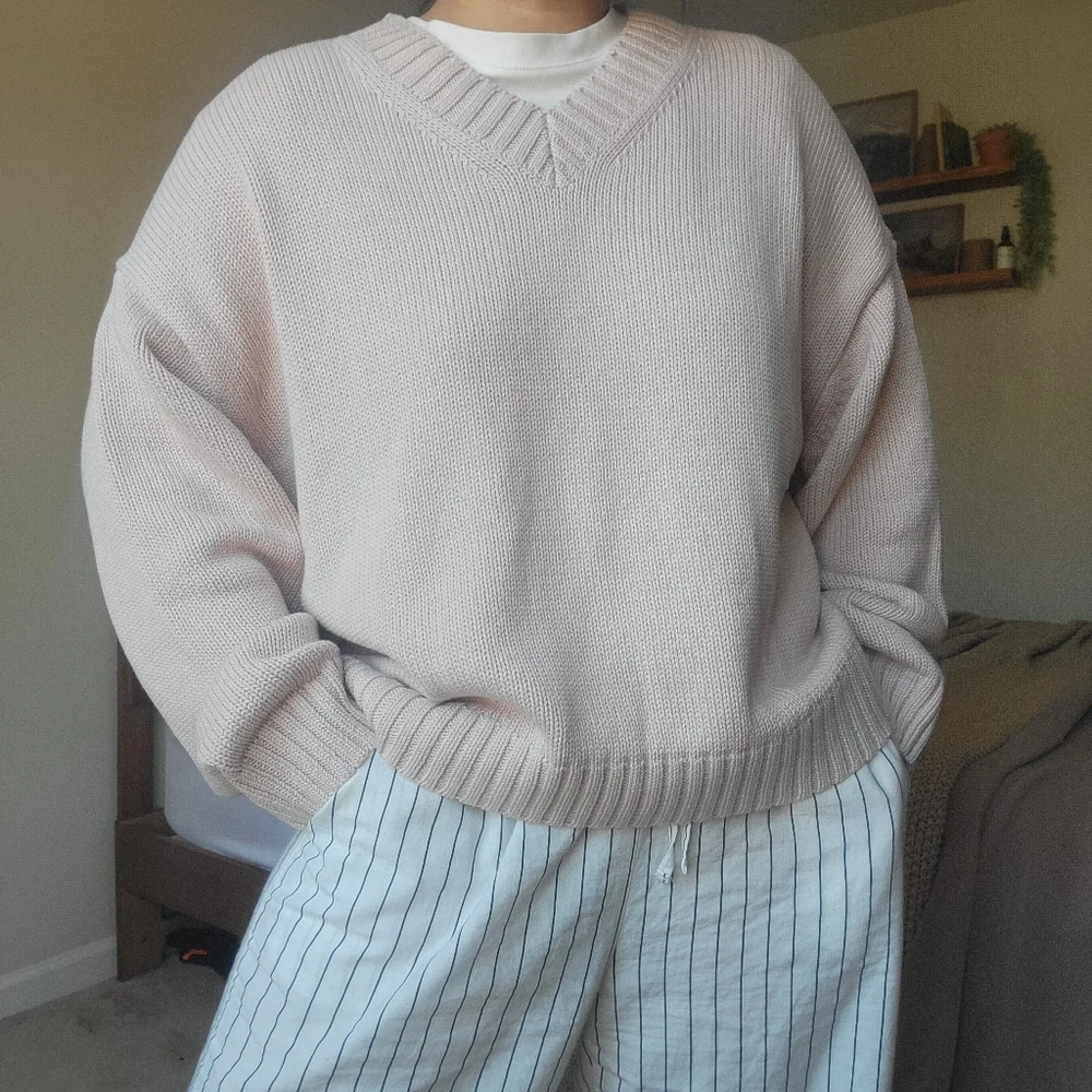 (sold) BUNDLE x2: 100% cotton knit oversized v-neck beige + strawberry pink, L - Picture 9 of 10